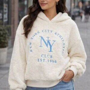 Planet Heart Fuzzy Hoodie – Size XS – Cream – NY Athletics Graphic – NWT